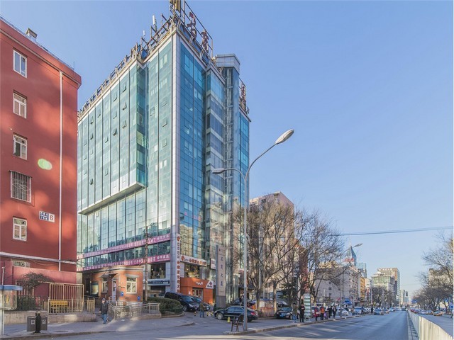 销售自动空气滤清器系列